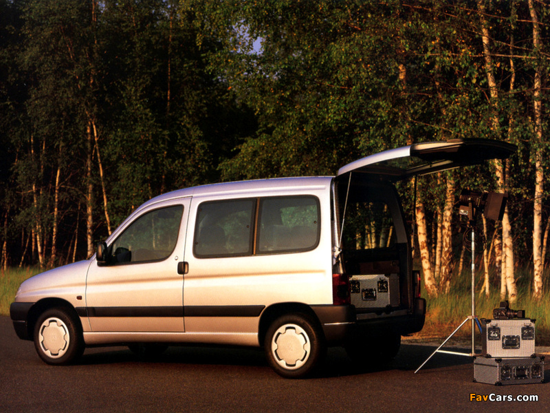 Peugeot Partner 1996–2002 photos (800 x 600)