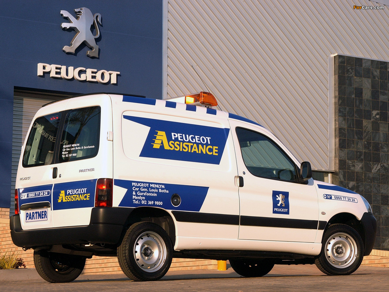 Peugeot Partner Assistance Van 2002–08 wallpapers (1280 x 960)
