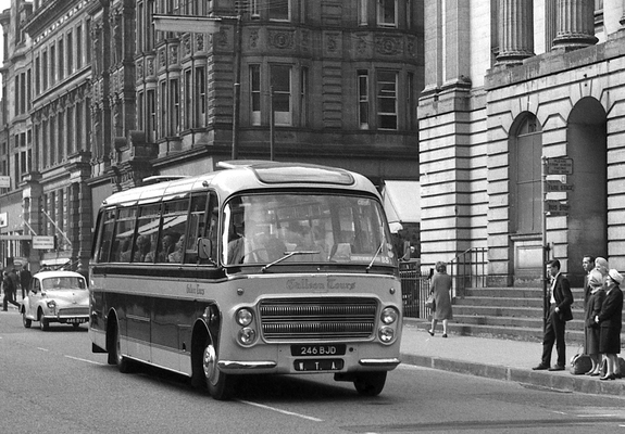 Pictures of Plaxton Bedford SB13 Embassy III (C37F) 1964–