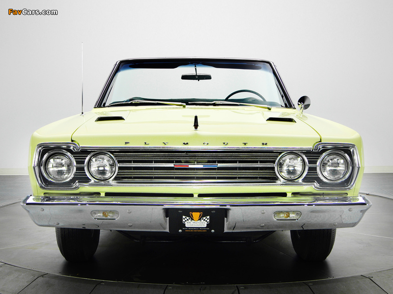 Images of Plymouth Belvedere GTX 426 Hemi Convertible 1967 (800 x 600)