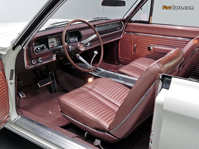 Photos of Plymouth Belvedere GTX 426 Hemi 1967 (640 x 480)