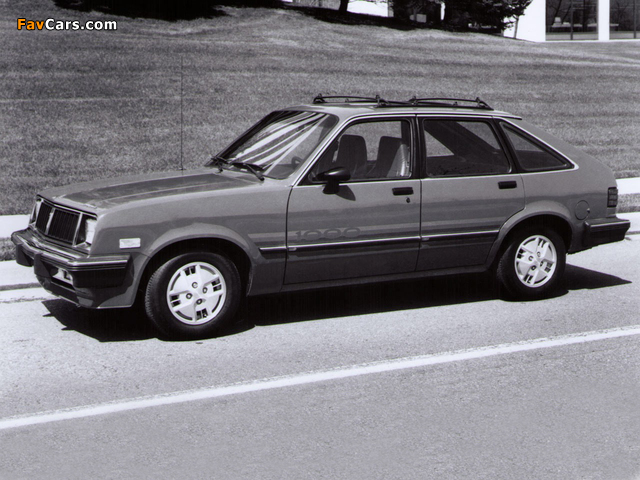Photos of Pontiac 1000 5-door 1984–87 (640 x 480)