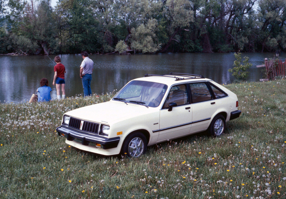 Pontiac 1000 5-door 1984–87 wallpapers