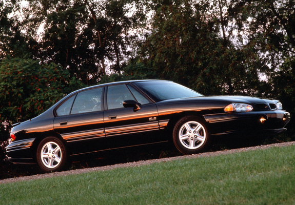 Images of Pontiac Bonneville SLE 1992–95