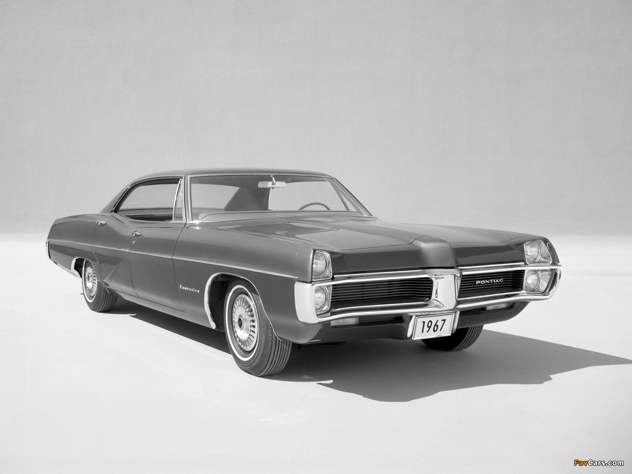 Pontiac Executive 4-door Hardtop (25639) 1967 wallpapers (1280 x 960)