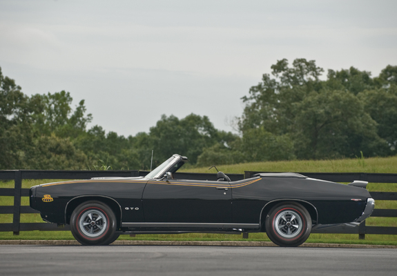 Pictures of Pontiac GTO Ram Air IV Judge Convertible 1969