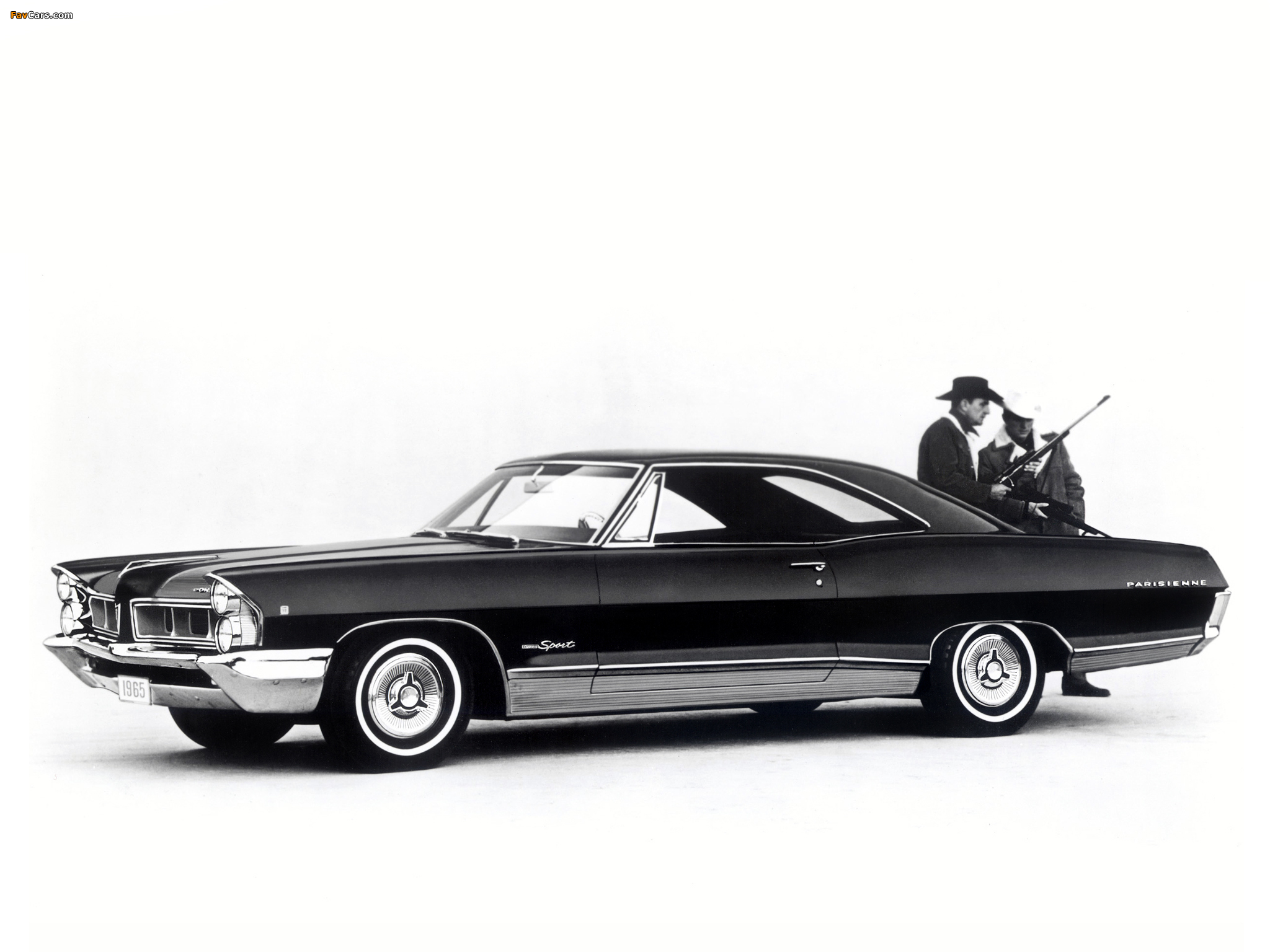 Pontiac Parisienne Custom Sport Hardtop Coupe 1965 wallpapers (2048 x 1536)