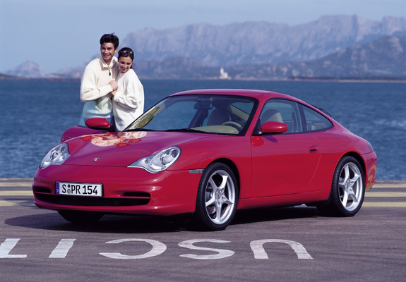 Images of Porsche 911 Carrera Coupe (996) 2001–04