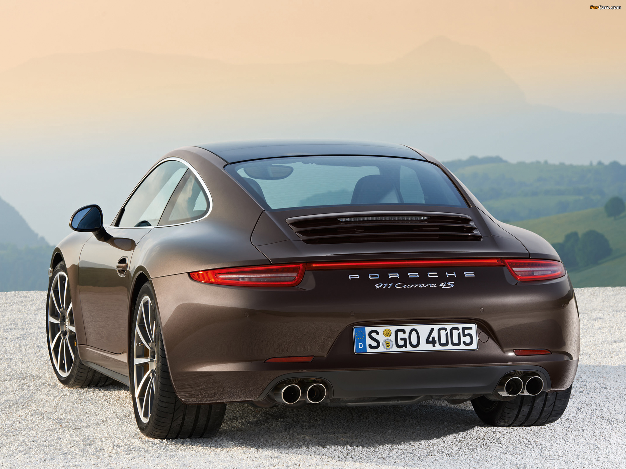 Images of Porsche 911 Carrera 4S Coupe (991) 2012 (2048 x 1536)