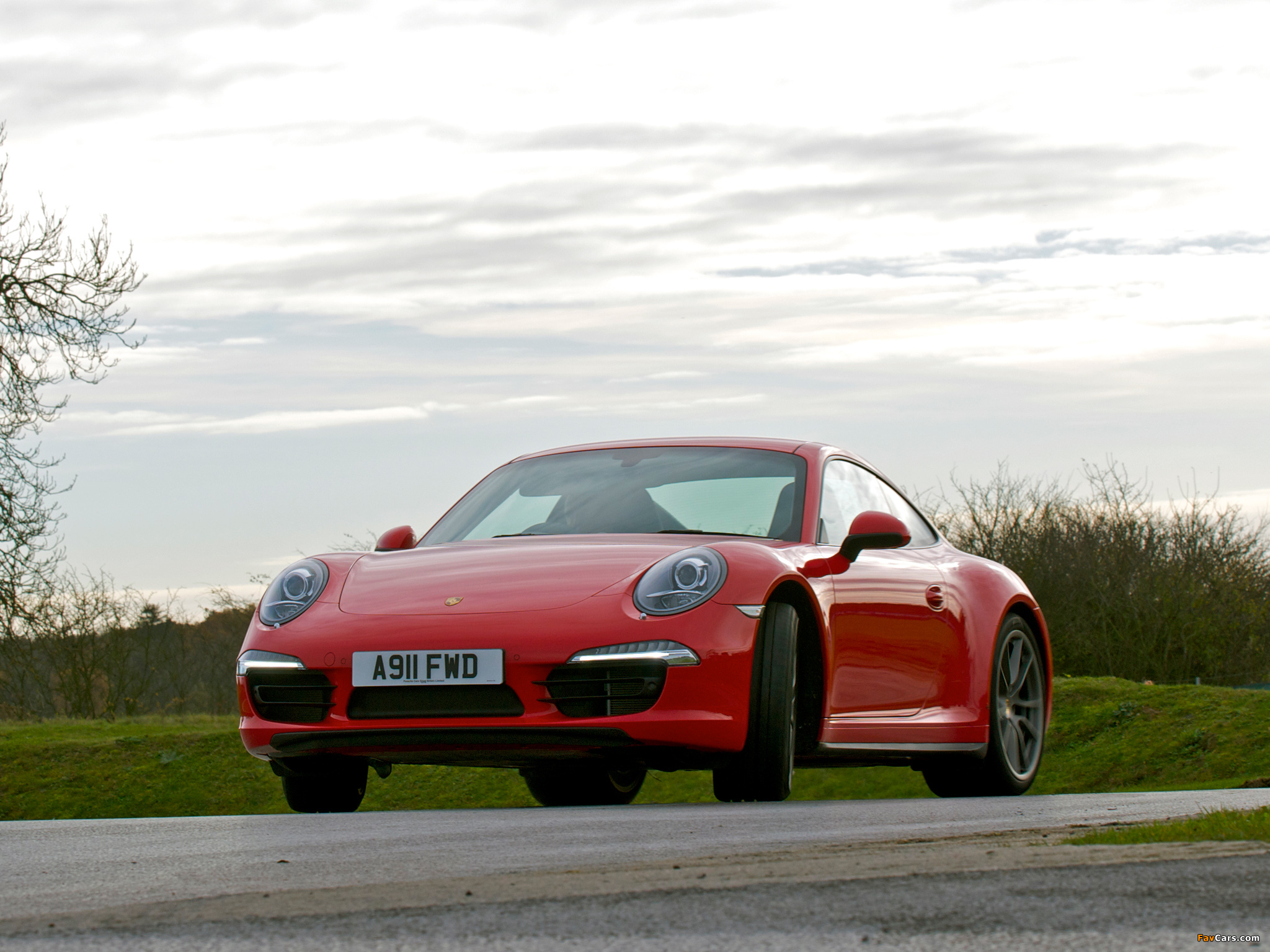 Porsche 911 Carrera 4S Coupe UK-spec (991) 2012 pictures (2048 x 1536)