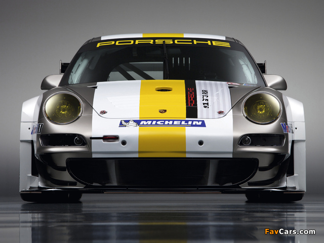 Images of Porsche 911 GT3 RSR (997) 2011 (640 x 480)
