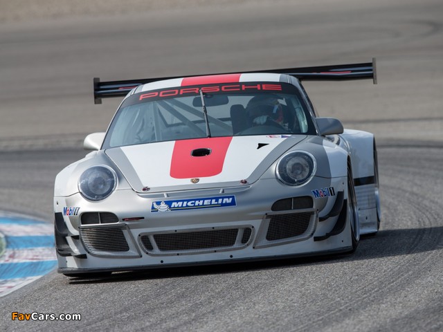 Images of Porsche 911 GT3 R (997) 2013 (640 x 480)