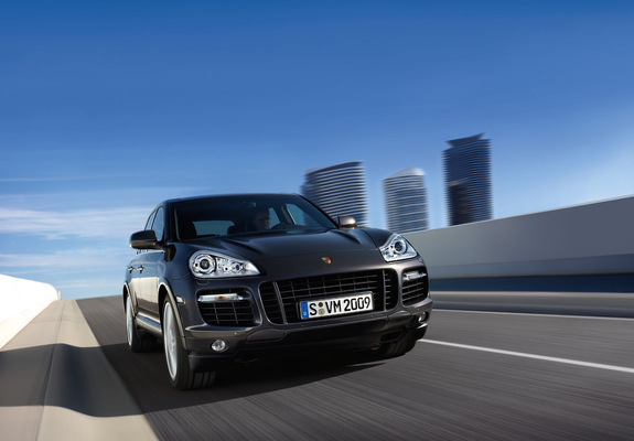 Images of Porsche Cayenne Turbo S (957) 2008–10