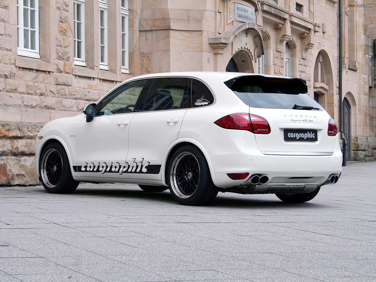 Images of Cargraphic Cayenne KTC 300 (958) 2010 (1600 x 1200)