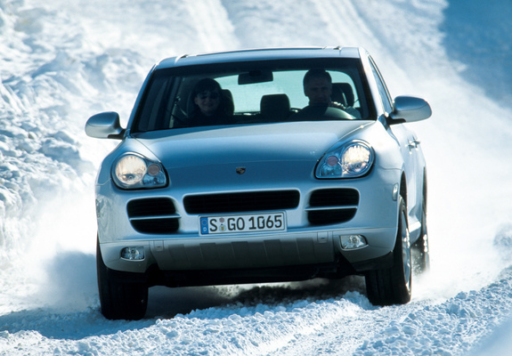 Photos of Porsche Cayenne (955) 2003–07