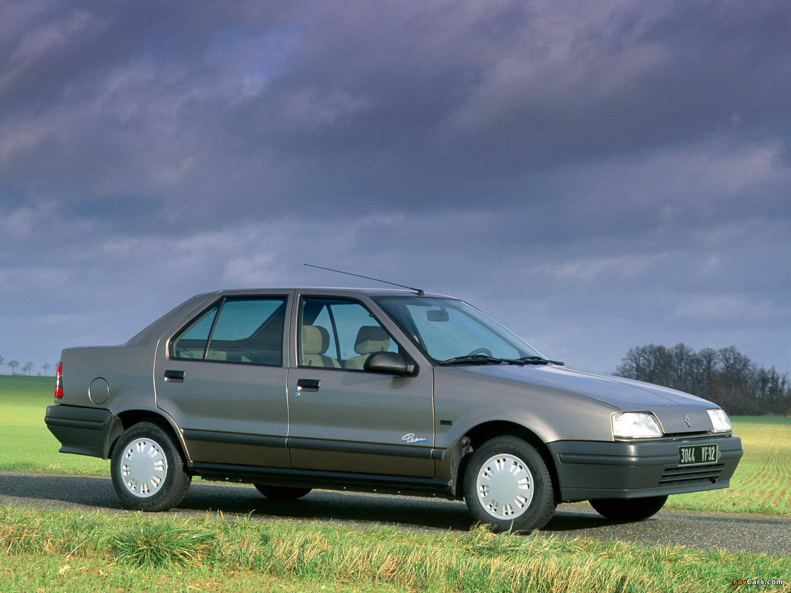 Pictures of Renault 19 Chamade 1989–92 (1600 x 1200)