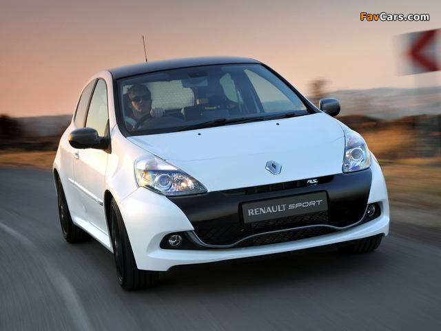 Images of Renault Clio R.S. 20th Limited Edition ZA-spec 2010 (640 x 480)
