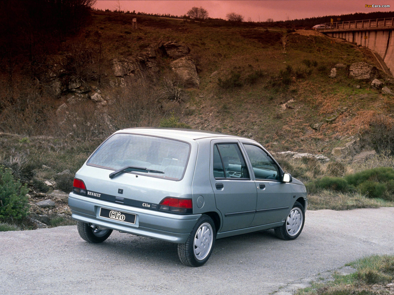 Renault Clio 5-door 1990–97 images (1600 x 1200)