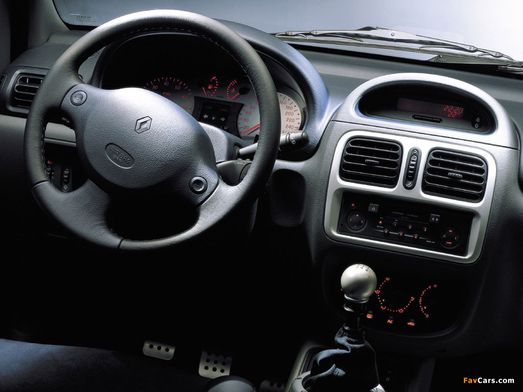 Renault Clio V6 Sport 1999–2001 images (1024 x 768)