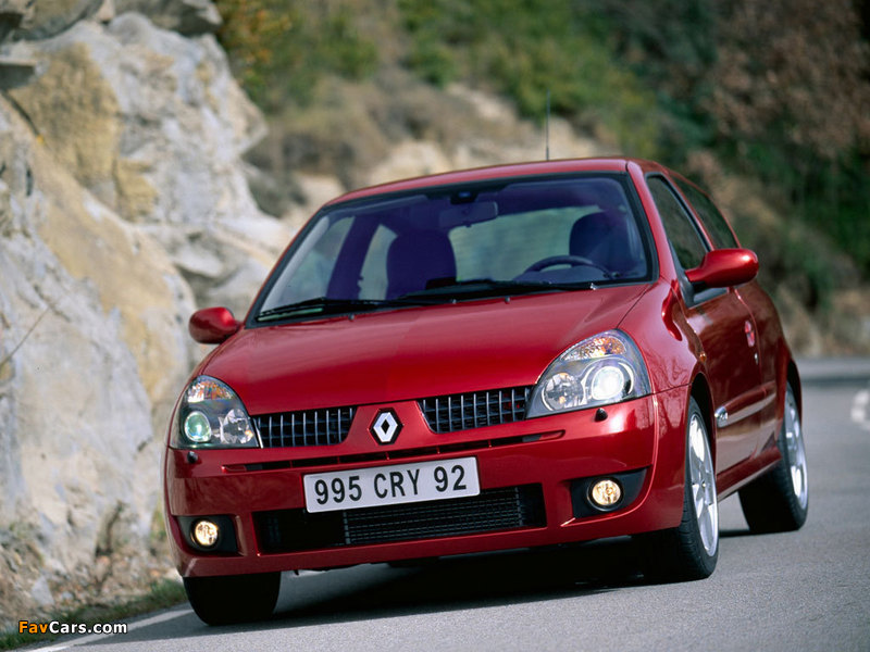 Renault Clio RS 2002–05 images (800 x 600)