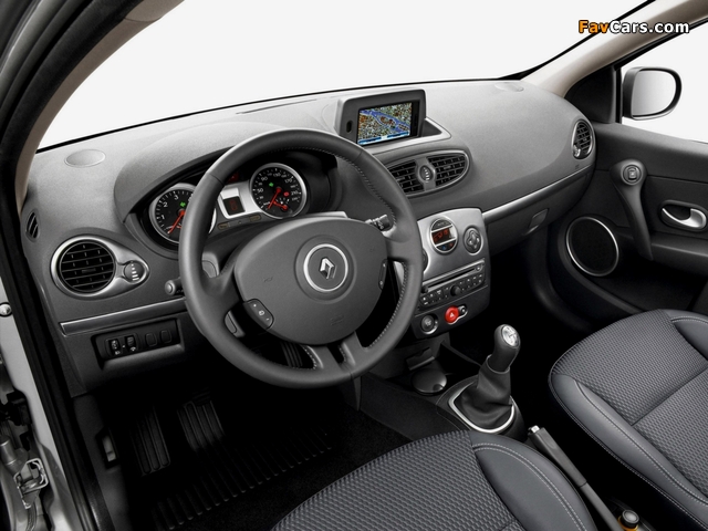 Renault Clio 20th Limited Edition 2010 photos (640 x 480)