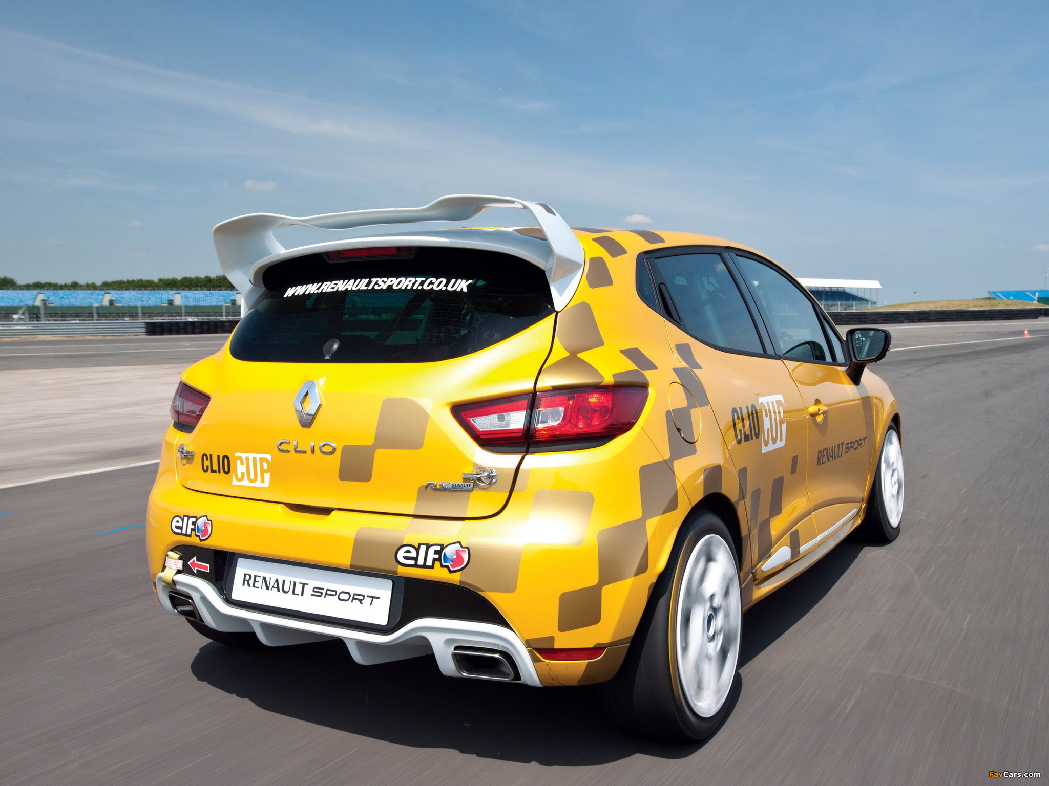 Renault Clio R.S. Cup 2013 images (2048 x 1536)