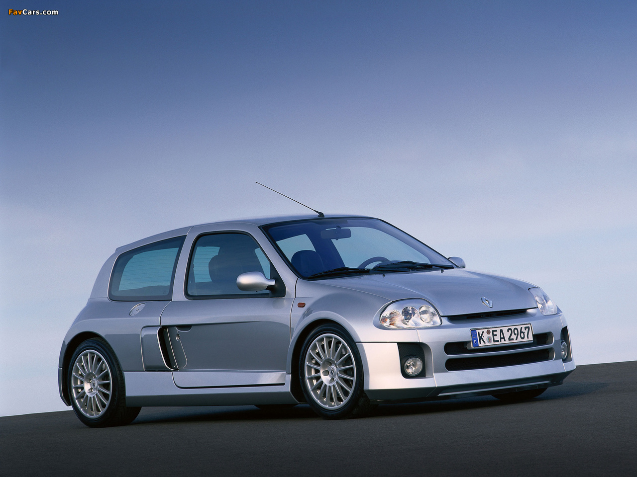 Renault Clio V6 Sport 1999–2001 wallpapers (1280 x 960)