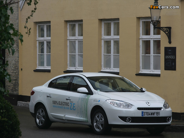 Renault Fluence Z.E. 2010 pictures (640 x 480)