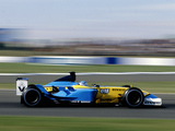 Photos of Renault R23 2003