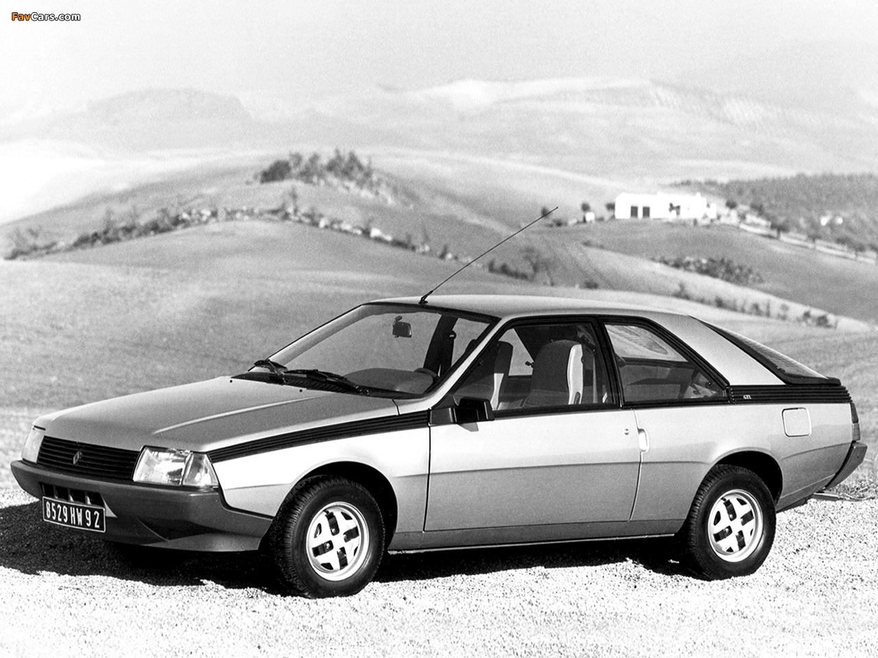 Images of Renault Fuego 1980–86 (1280 x 960)