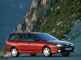Images of Renault Laguna Nevada 1995–2000