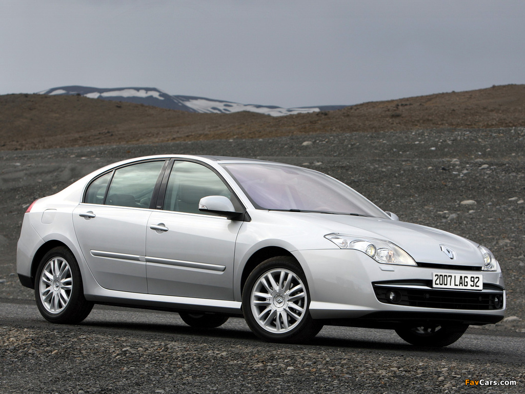 Renault Laguna Hatchback 2007–10 photos (1024 x 768)