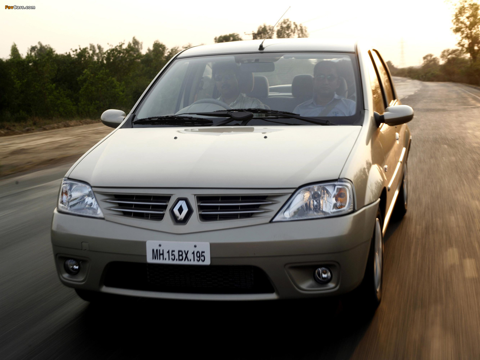 Renault Logan 2007–11 photos (1600 x 1200)