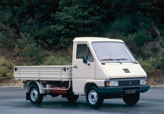 Images of Renault Master Pickup 1980–97