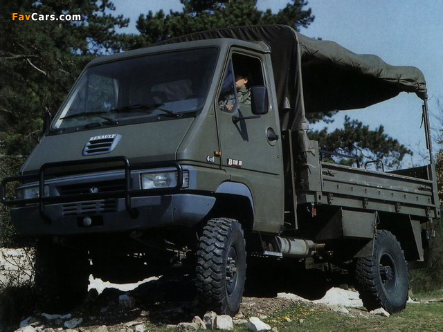 Renault Master B110 4x4 Military Truck 1980–87 wallpapers (640 x 480)