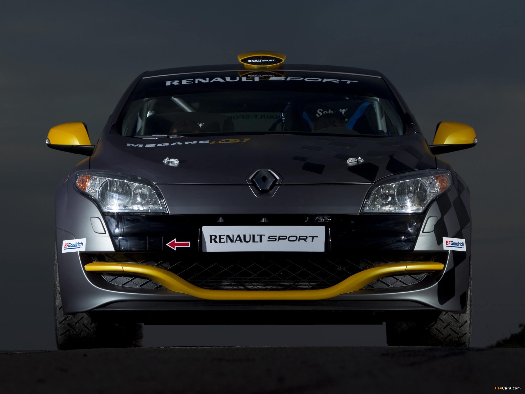 Images of Renault Mégane R.S. N4 2011 (2048 x 1536)