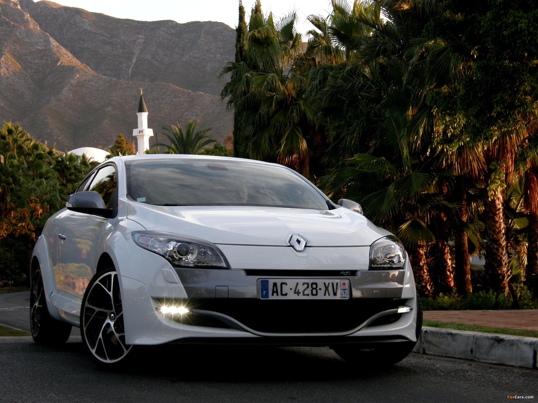 Pictures of Renault Mégane R.S. 250 2009–12 (2048 x 1536)