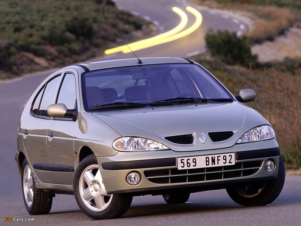 Renault Megane Hatchback 1999–2003 wallpapers (1024 x 768)