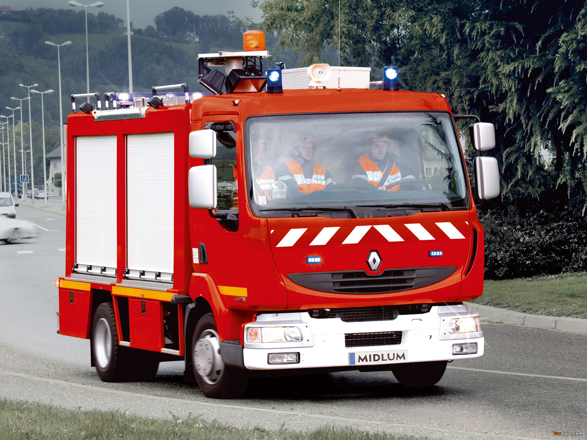 Images of Renault Midlum 4x2 Firetruck 2006–13 (2048 x 1536)