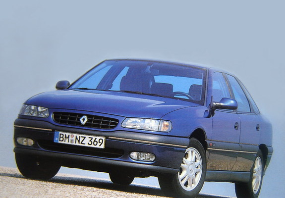 Renault Safrane 1996–2000 wallpapers