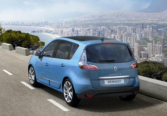 Images of Renault Scenic 2012