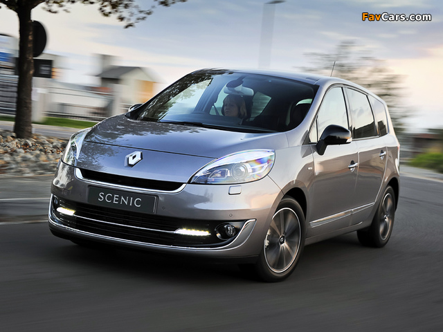 Photos of Renault Grand Scenic ZA-spec 2012 (640 x 480)