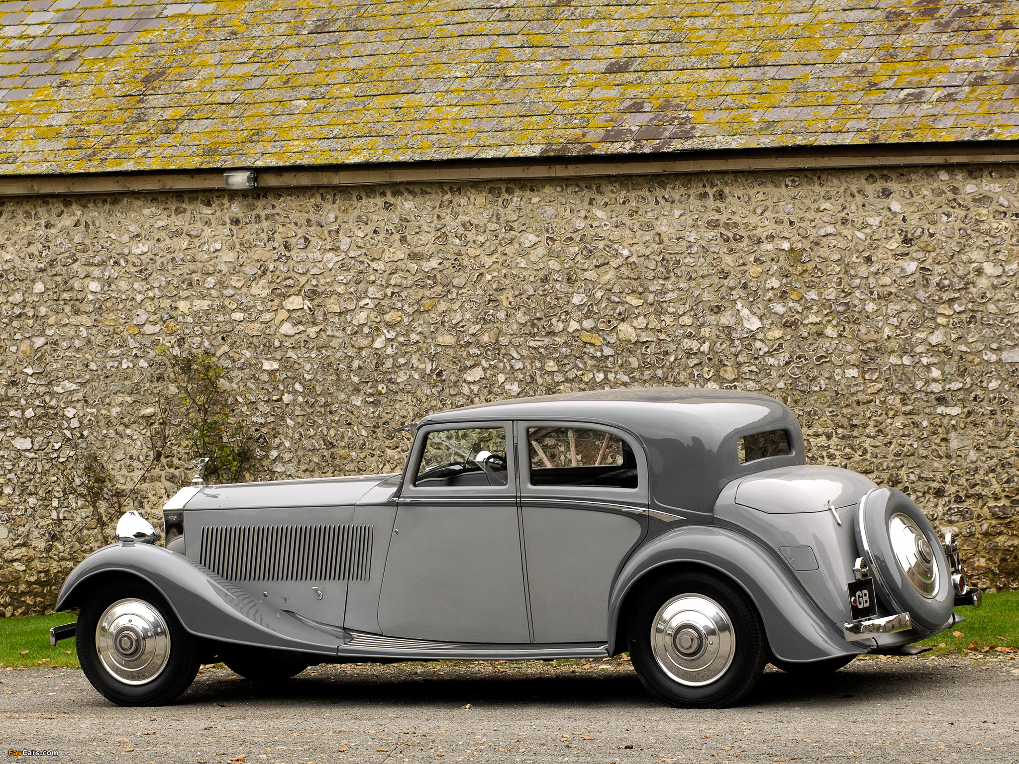 Images of Rolls-Royce Phantom II Continental Sports Saloon by Thrupp & Maberly 1932 (2048 x 1536)