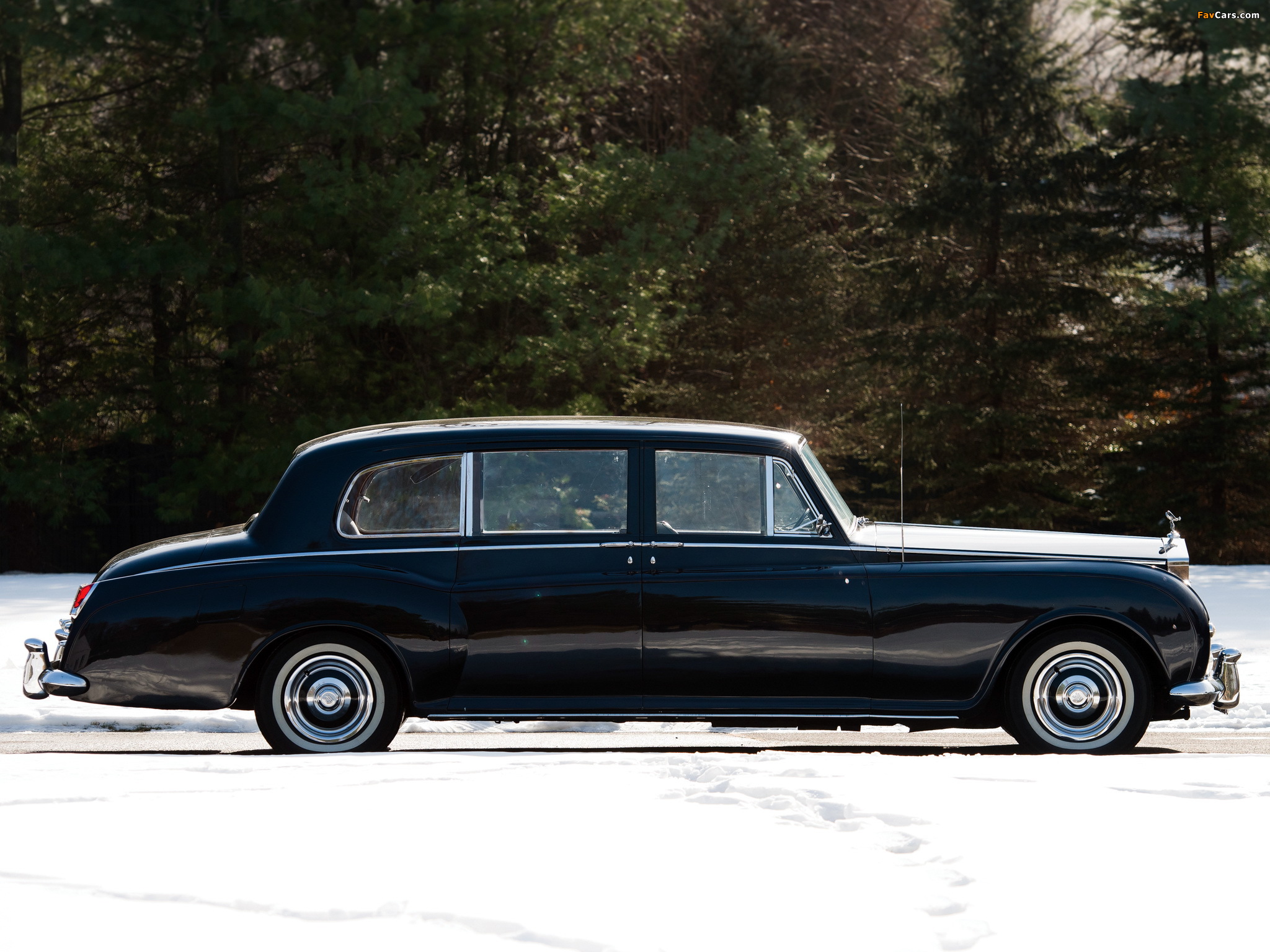 Images of Rolls-Royce Phantom V Park Ward Limousine 1959–63 (2048 x 1536)