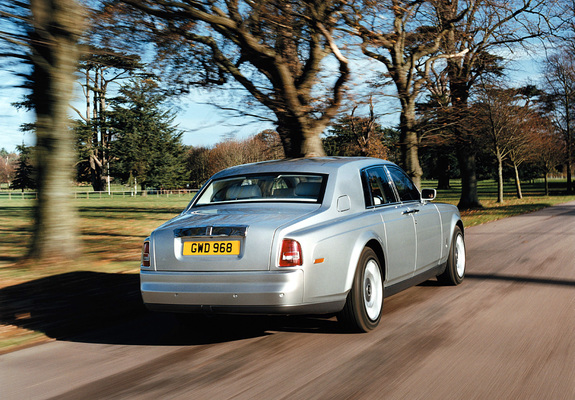 Images of Rolls-Royce Phantom UK-spec 2003–09