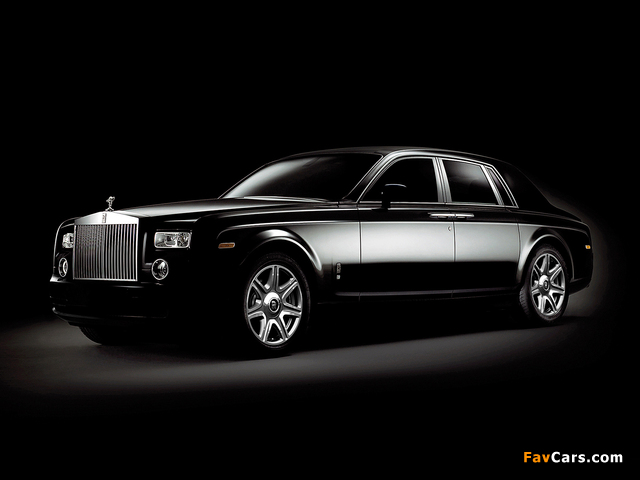 Photos of Rolls-Royce Phantom 2009 (640 x 480)