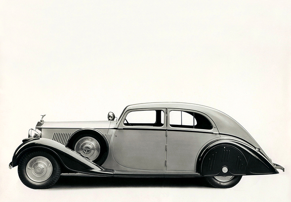 Pictures of Rolls-Royce Phantom III Saloon by Barker 1936
