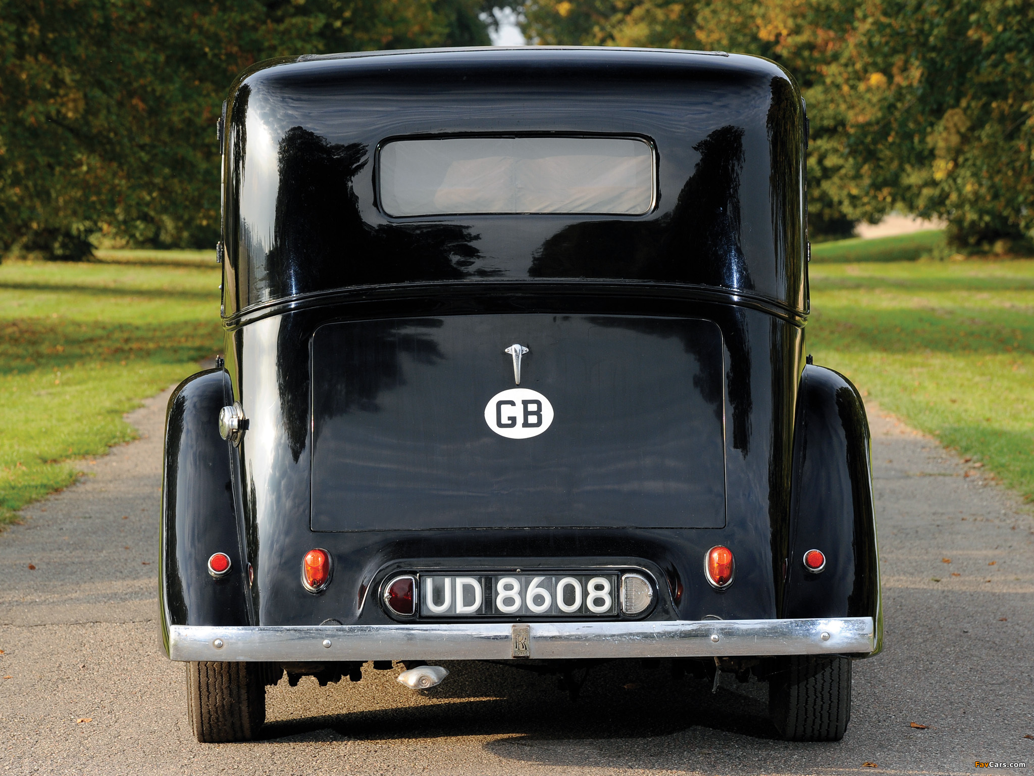 Pictures of Rolls-Royce Phantom III Limousine by Barker 1937 (2048 x 1536)