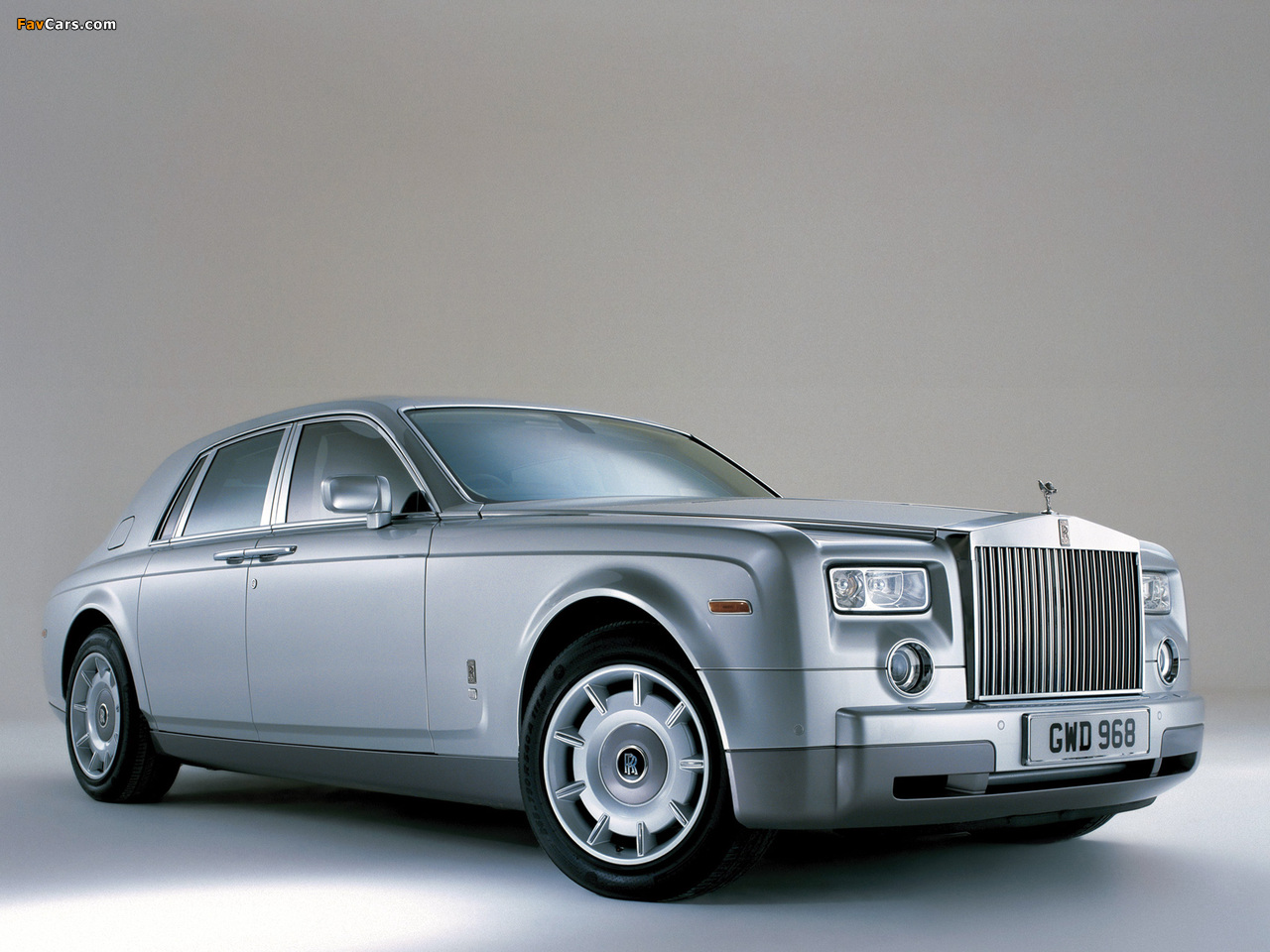 Pictures of Rolls-Royce Phantom UK-spec 2003–09 (1280 x 960)