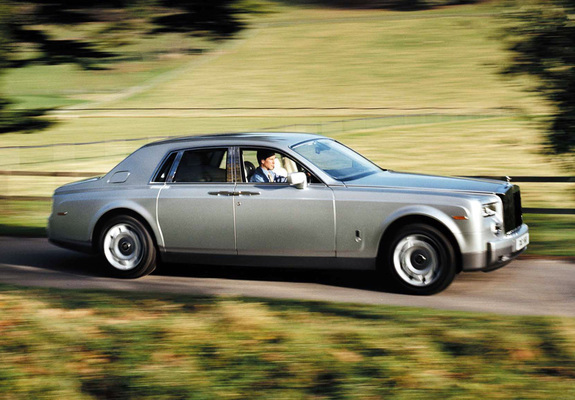 Rolls-Royce Phantom UK-spec 2003–09 images